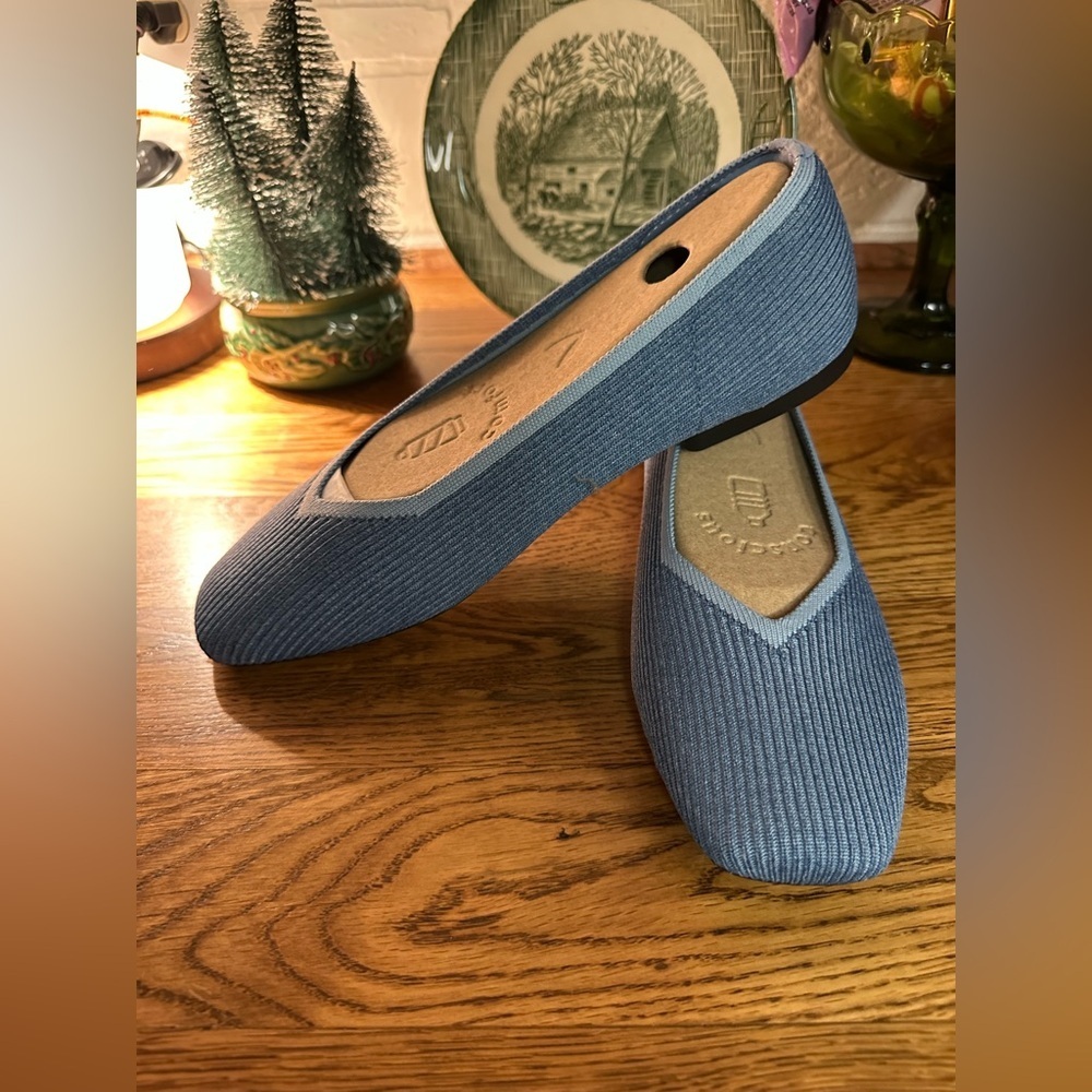 Elegant Blue Women's Loafers